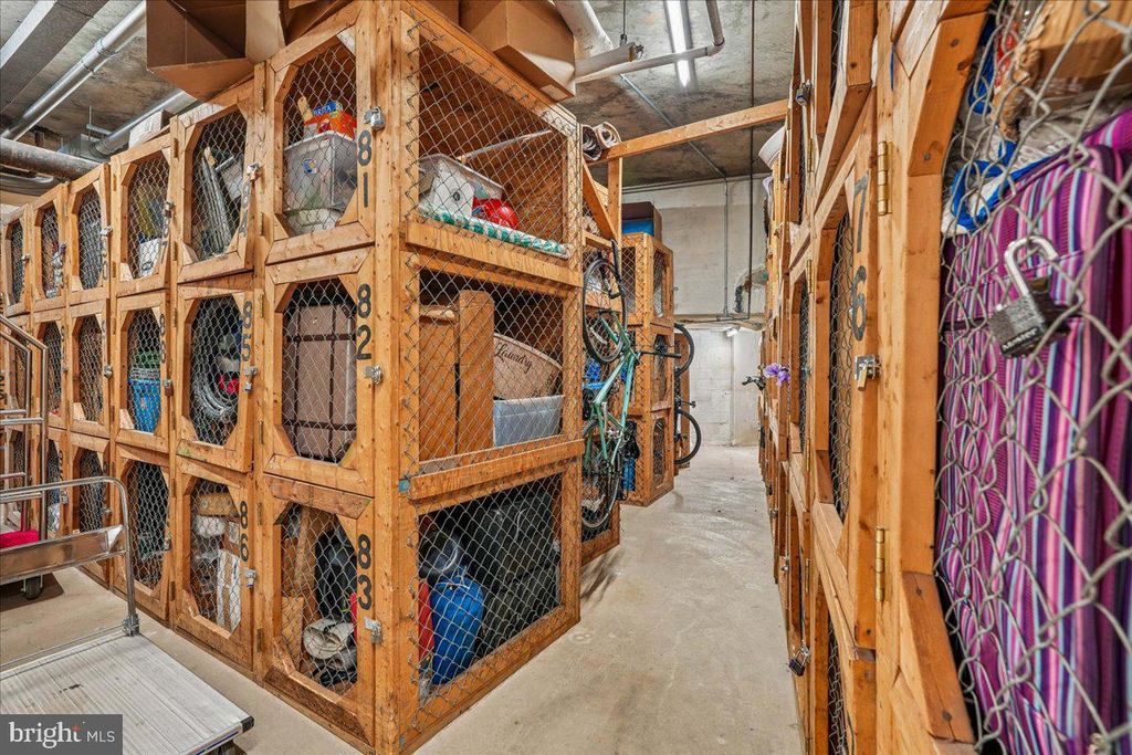 Image 37 of property listing at 9039 SLIGO CREEK PKWY #516, Silver Spring, MD 20901