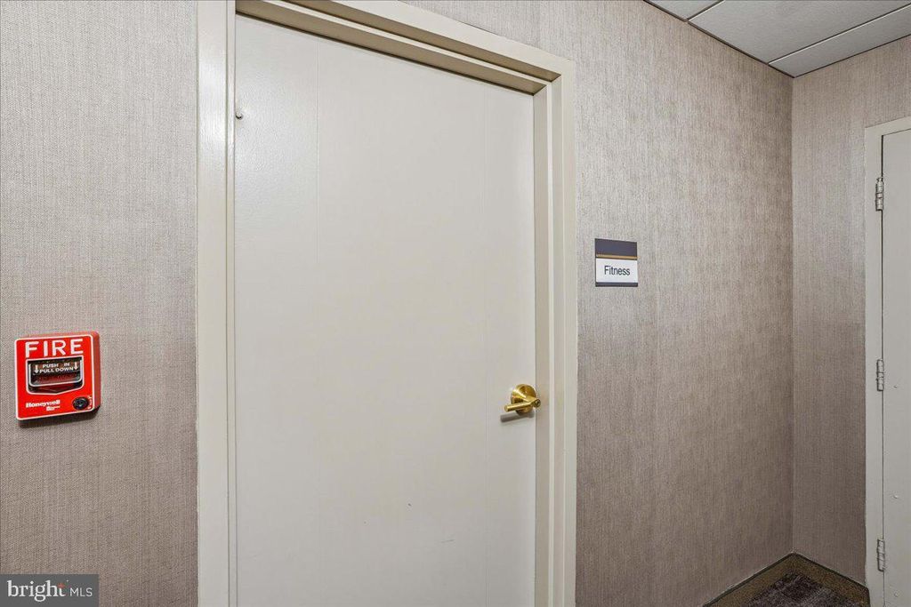 Image 39 of property listing at 9039 SLIGO CREEK PKWY #516, Silver Spring, MD 20901