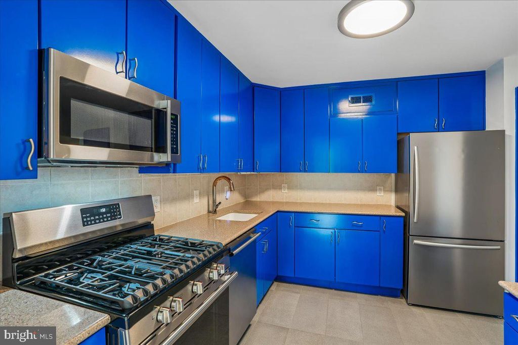 Image 5 of property listing at 9039 SLIGO CREEK PKWY #516, Silver Spring, MD 20901