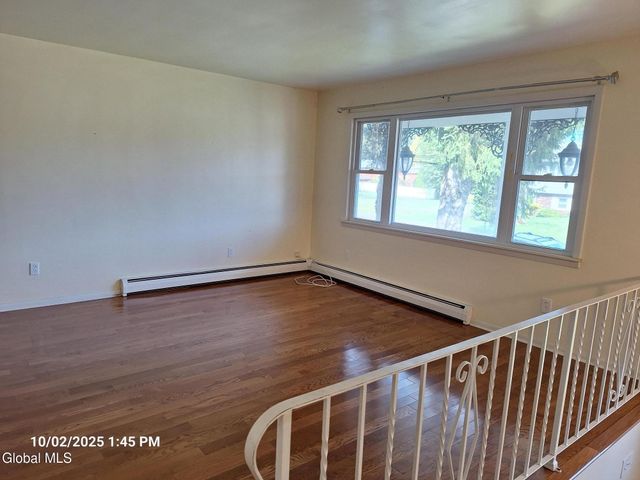 19 Wendell Drive, Colonie, NY 12205