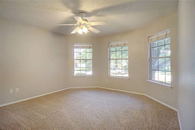 6061 Arabian Avenue, Fort Worth, TX 76179