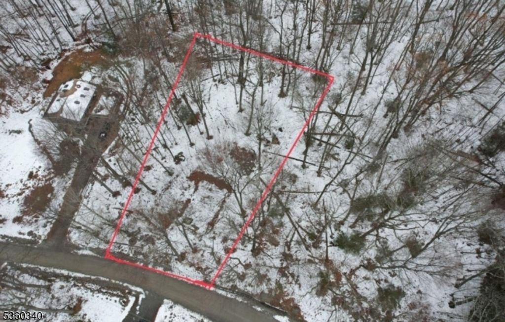 5 Woodland Way, Vernon Twp., NJ 07461
