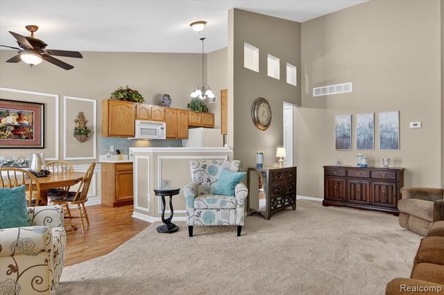 6456 Pembrook Drive, Westland, MI 48185