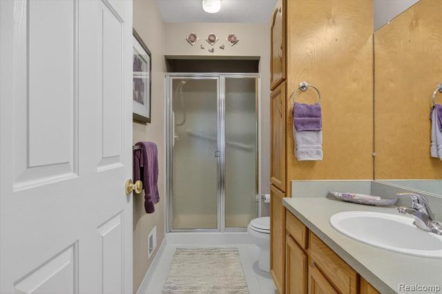 6456 Pembrook Drive, Westland, MI 48185