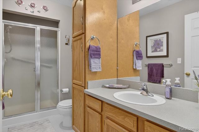 6456 Pembrook Drive, Westland, MI 48185