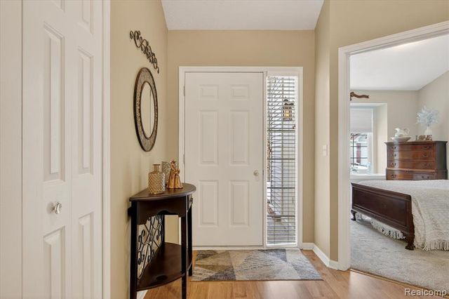 6456 Pembrook Drive, Westland, MI 48185