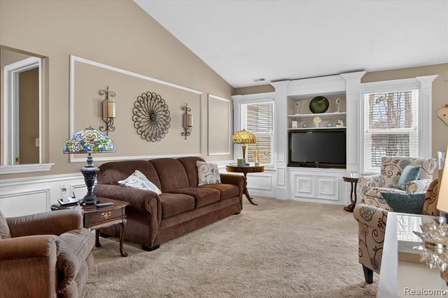 6456 Pembrook Drive, Westland, MI 48185
