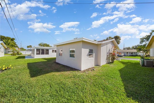 2709 NW 54th St, Tamarac, FL 33309