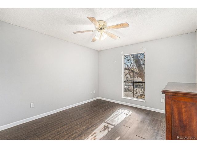 3550 S Harlan St 19-242, Denver, CO 80235