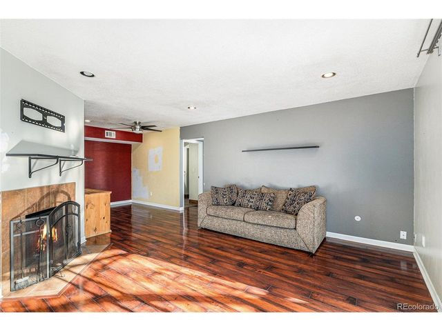 3550 S Harlan St 19-242, Denver, CO 80235