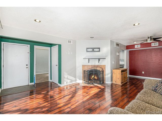 3550 S Harlan St 19-242, Denver, CO 80235