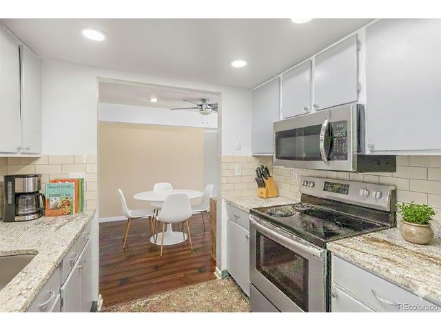 3550 S Harlan St 19-242, Denver, CO 80235