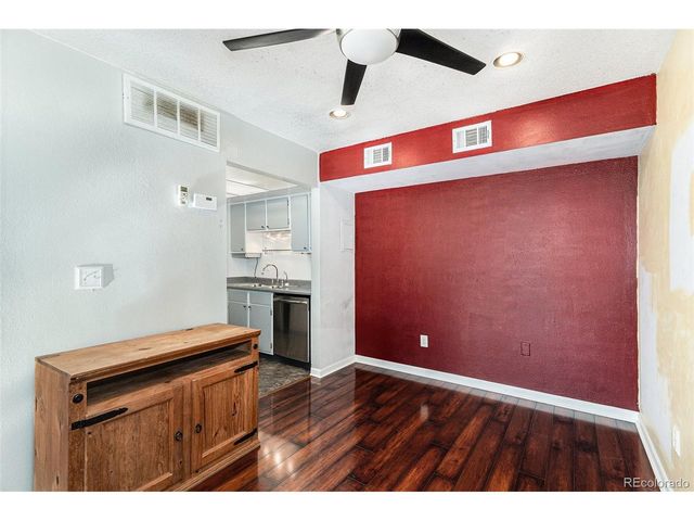 3550 S Harlan St 19-242, Denver, CO 80235