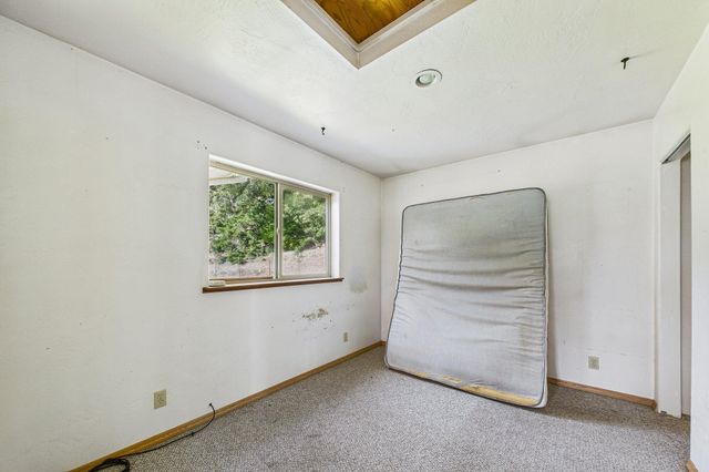 7300 Doody Ridge Road, Ettersburg, CA 95542