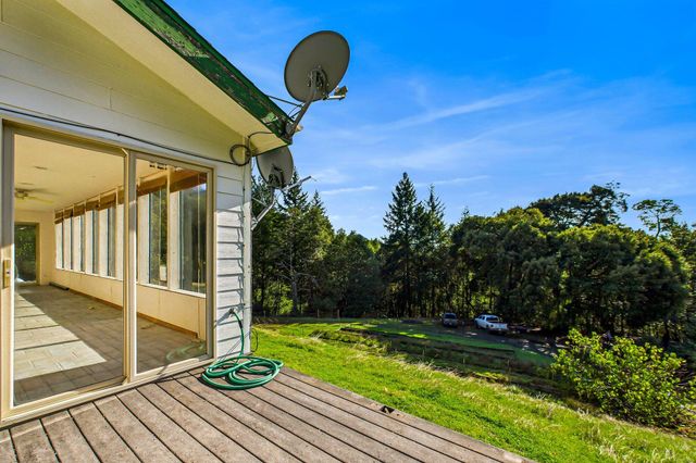 7300 Doody Ridge Road, Ettersburg, CA 95542