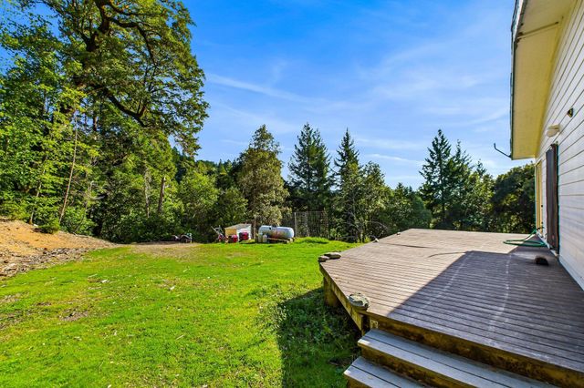 7300 Doody Ridge Road, Ettersburg, CA 95542