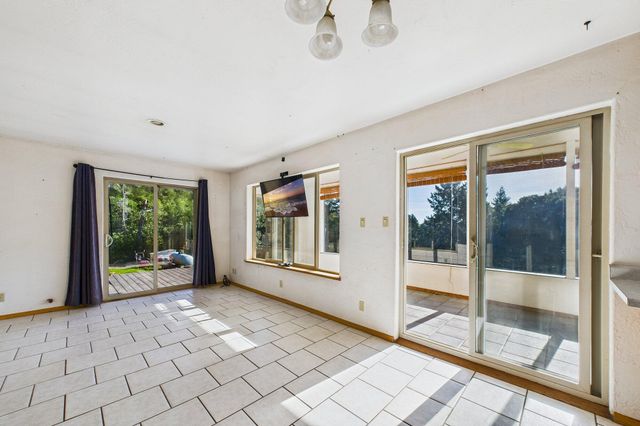 7300 Doody Ridge Road, Ettersburg, CA 95542