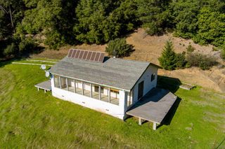 7300 Doody Ridge Road, Ettersburg, CA 95542