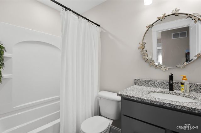 24539 Bantry Drive, Shorewood, IL 60404