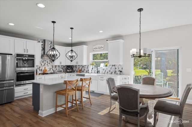 24539 Bantry Drive, Shorewood, IL 60404