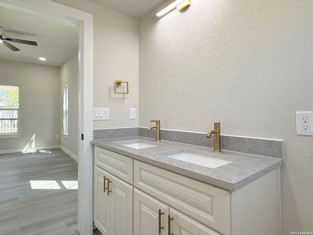 1822 Monterey, San Antonio, TX 78207