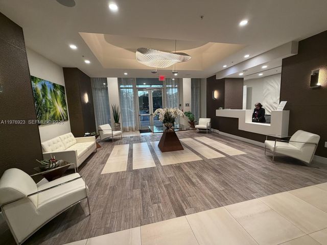 7875 NW 107th Ave 211, Doral, FL 33178