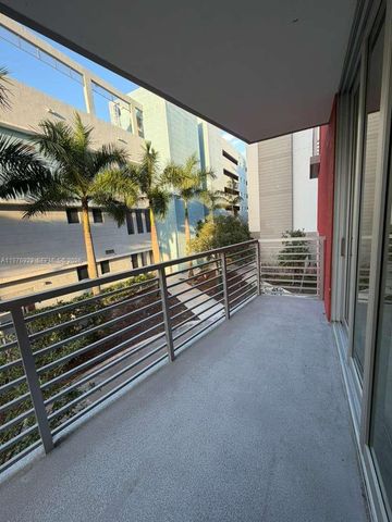 7875 NW 107th Ave 211, Doral, FL 33178