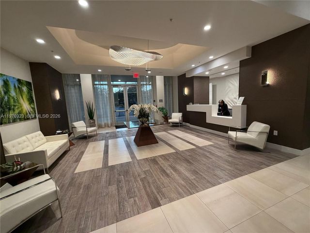 7875 NW 107th Ave 211, Doral, FL 33178