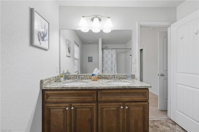 813 Turtle Dove CT, Chesapeake, VA 23325