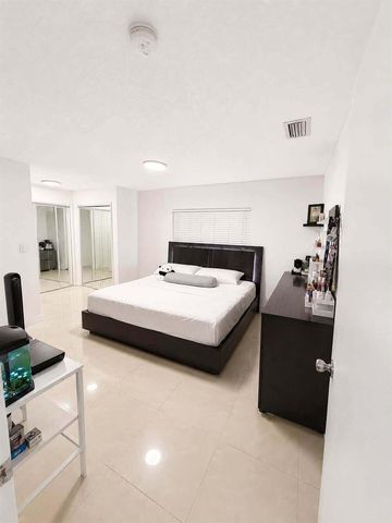 4291 NW 42nd Street, Lauderdale Lakes, FL 33319