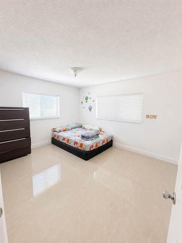 4291 NW 42nd Street, Lauderdale Lakes, FL 33319