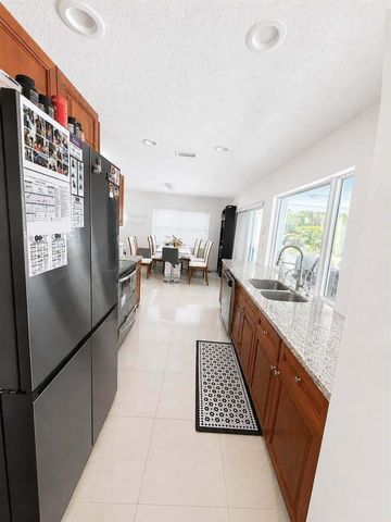 4291 NW 42nd Street, Lauderdale Lakes, FL 33319
