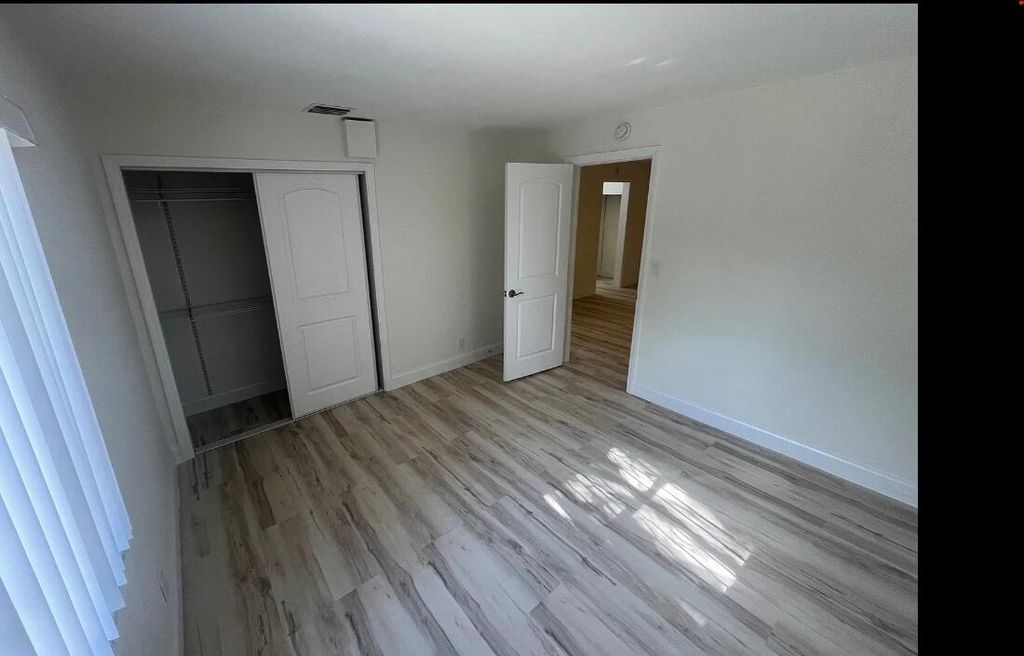 240 NE 12th Street, Delray Beach, FL 33444