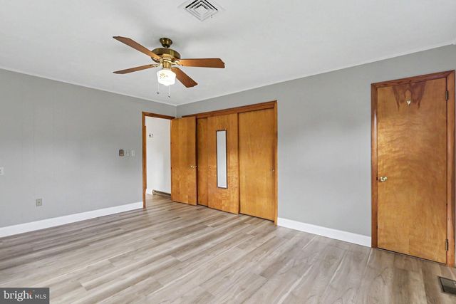224 AVON DR, Carlisle, PA 17013