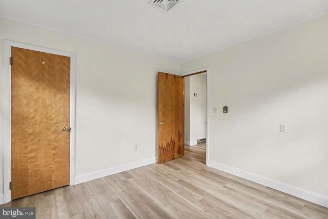 224 AVON DR, Carlisle, PA 17013