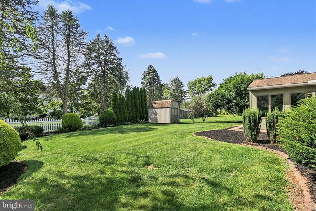 224 AVON DR, Carlisle, PA 17013