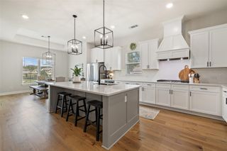 803 Spicewood Trails DR, Spicewood, TX 78669