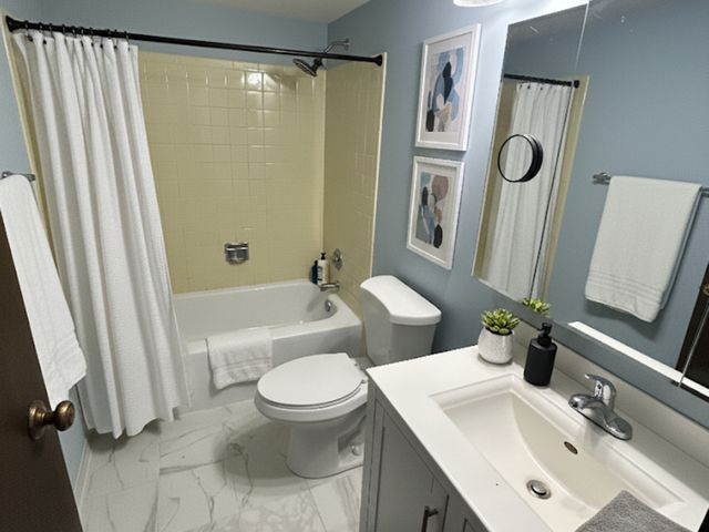 1513 Elder Drive, Aurora, IL 60506