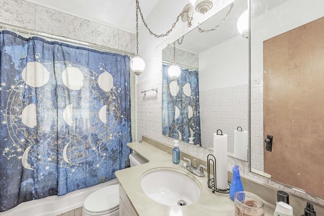 2910 E 138th Place, Burnham, IL 60633