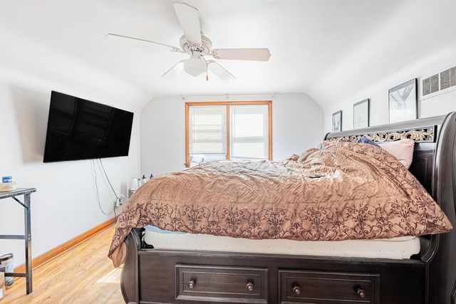 2910 E 138th Place, Burnham, IL 60633