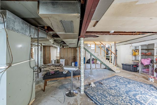 2910 E 138th Place, Burnham, IL 60633