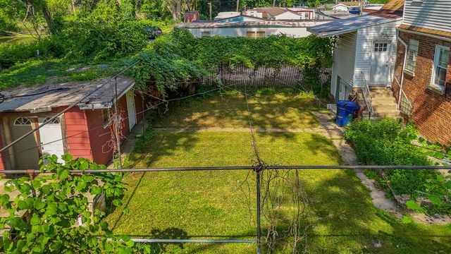2910 E 138th Place, Burnham, IL 60633