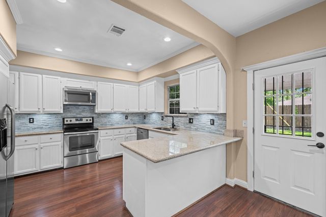 2713 Druid Street, Houston, TX 77091