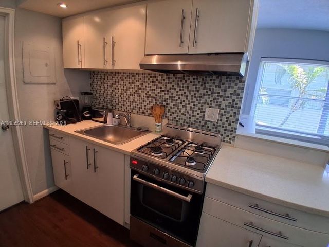 1555 Pennsylvania Avenue 203, Miami Beach, FL 33139