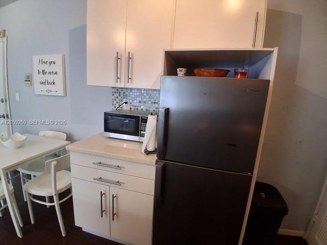 1555 Pennsylvania Avenue 203, Miami Beach, FL 33139