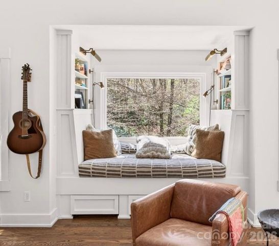 257 Jones Cove Road, Asheville, NC 28805