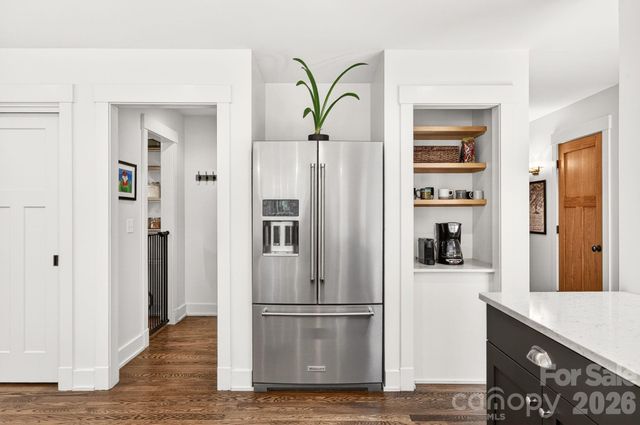 257 Jones Cove Road, Asheville, NC 28805