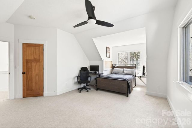 257 Jones Cove Road, Asheville, NC 28805