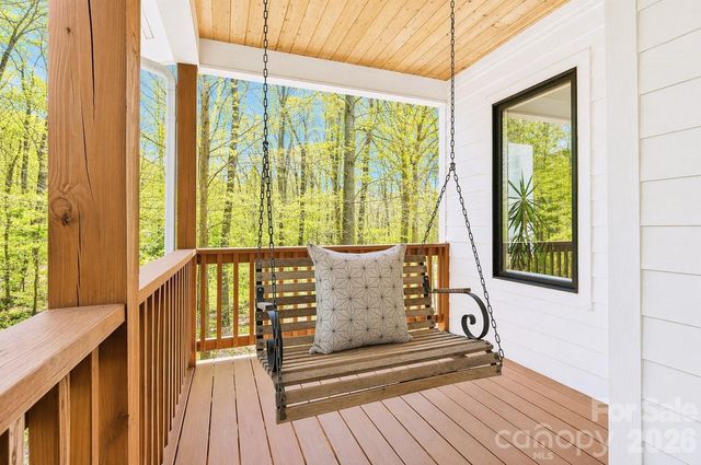 257 Jones Cove Road, Asheville, NC 28805