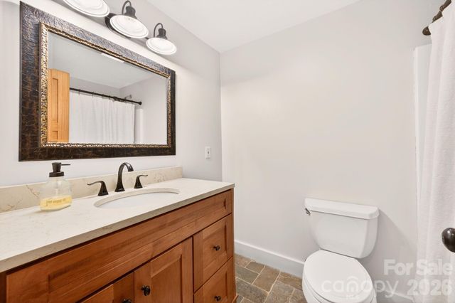 257 Jones Cove Road, Asheville, NC 28805
